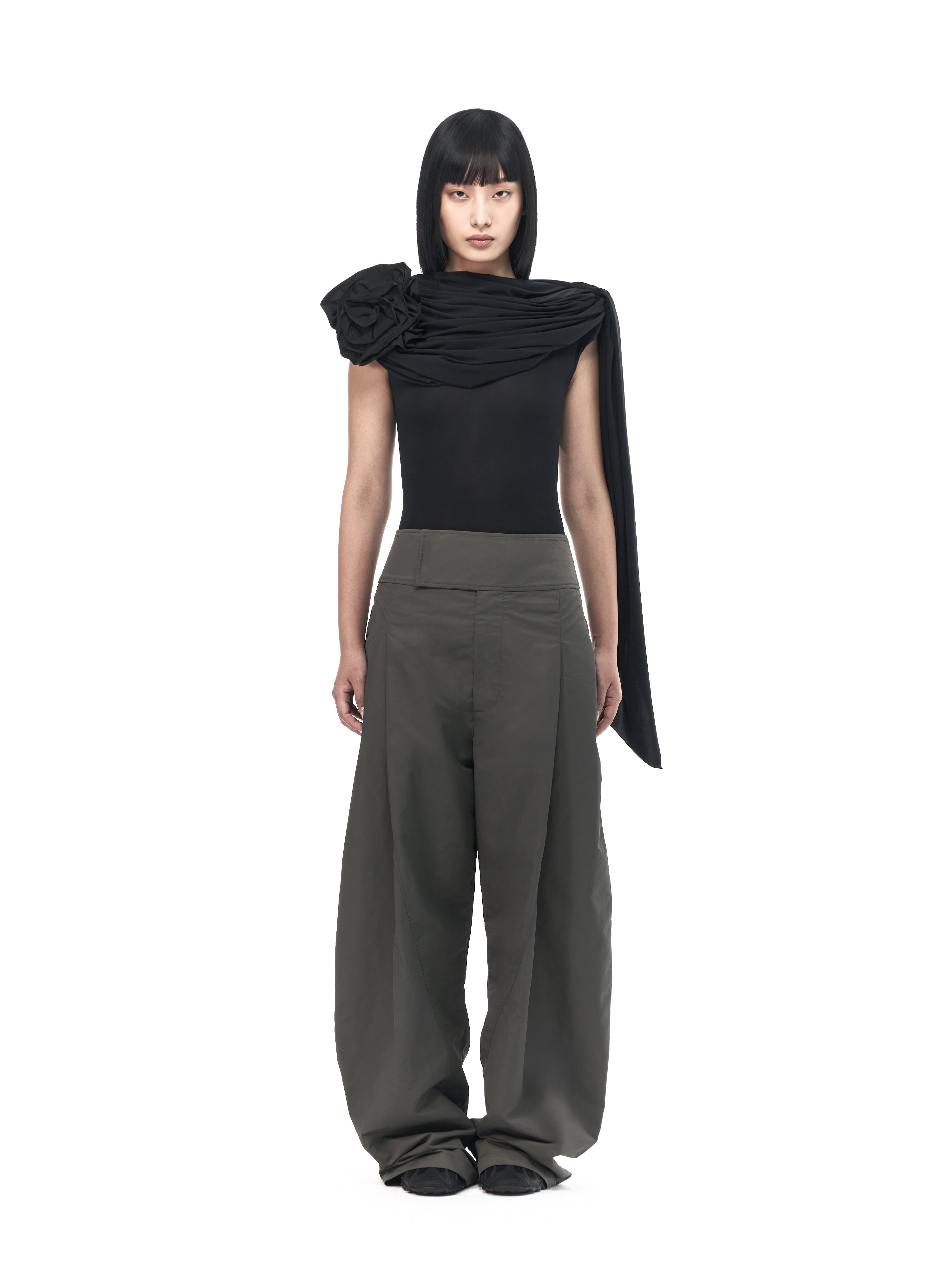 Pleated Twisted Seam Trousers