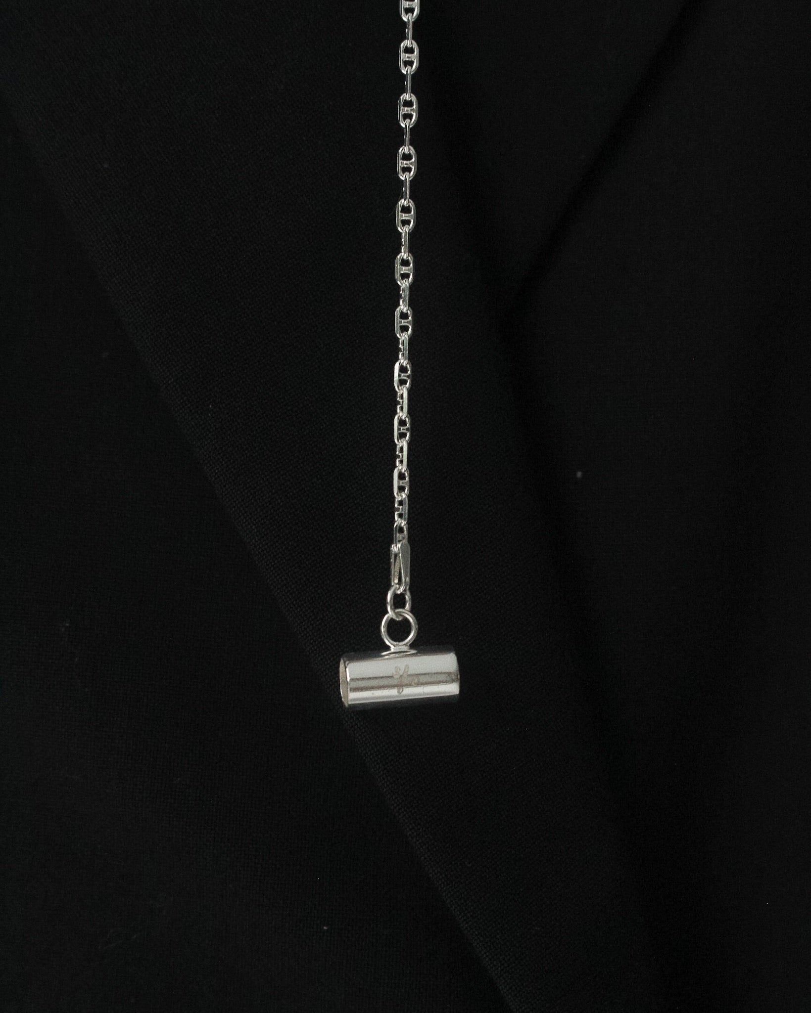 Necklace O00