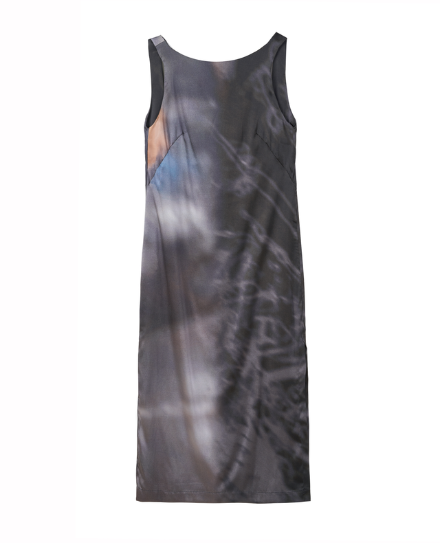 Wipe/Black Split Silk Dress