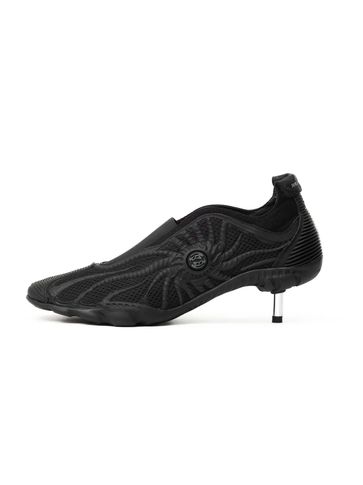 Low-top Kitten Heel